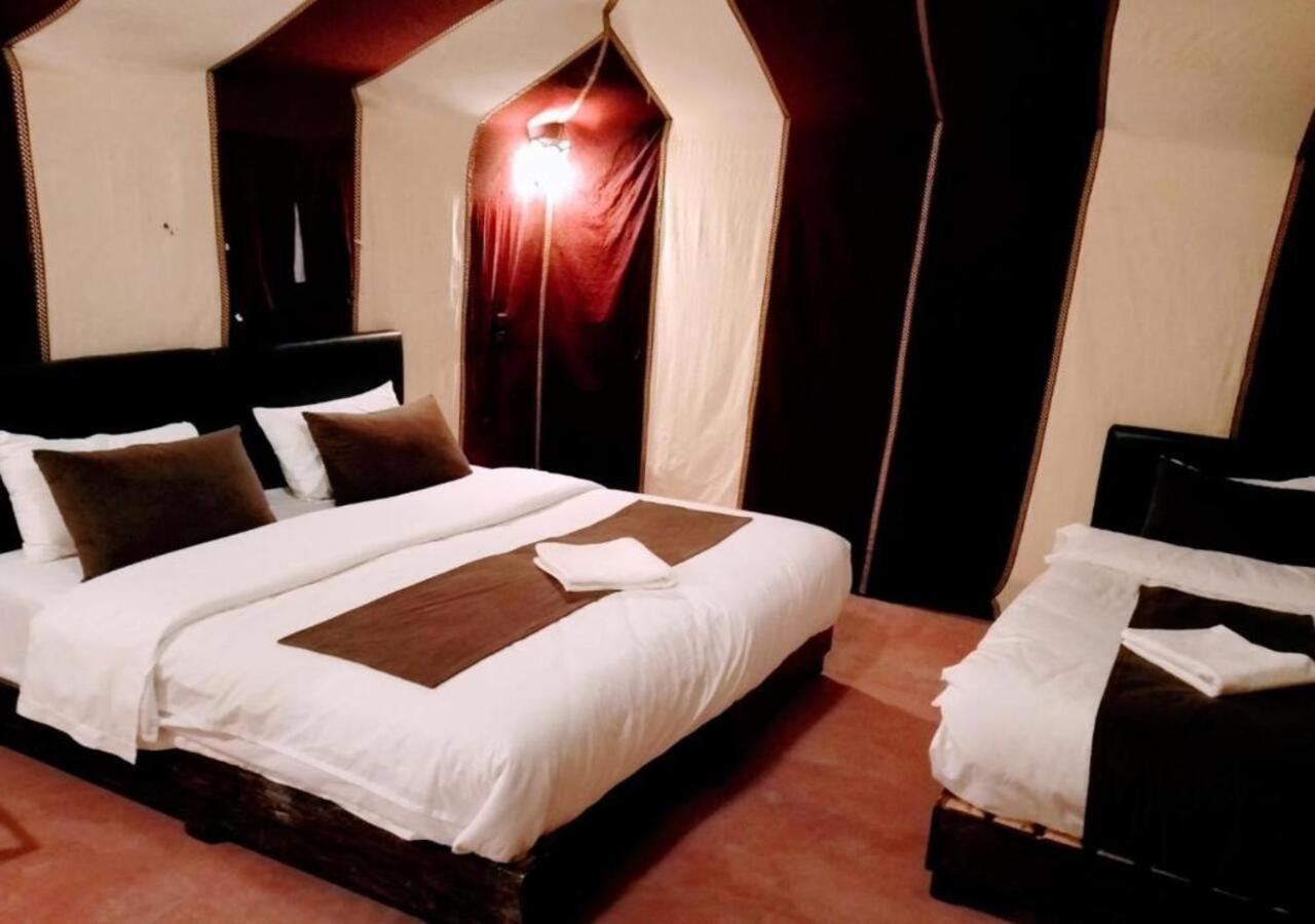 Merzouga Luxurious Tented Exteriör bild