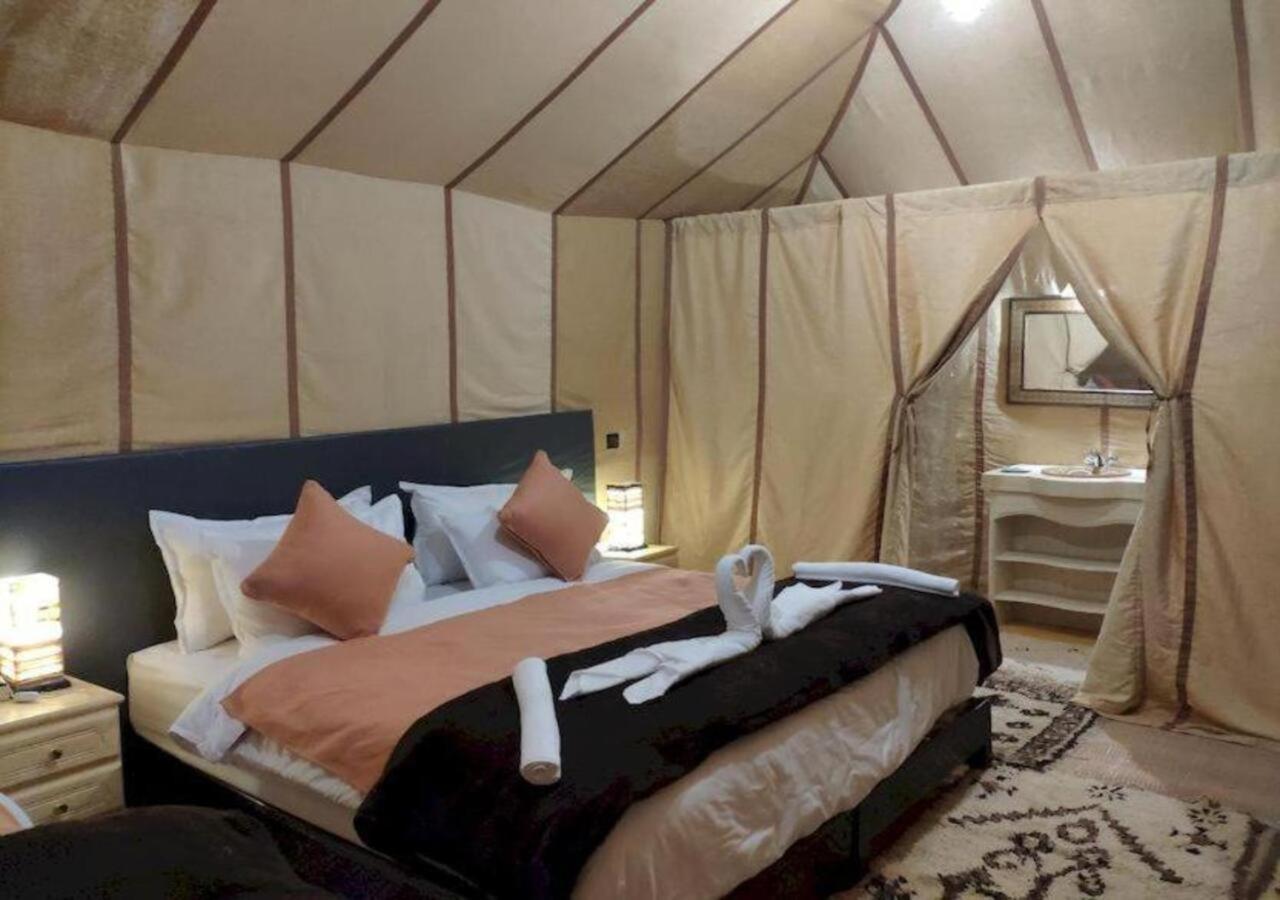 Merzouga Luxurious Tented Exteriör bild